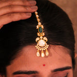 Load image into Gallery viewer, Priya Madhavi Maangtika