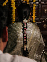 Load image into Gallery viewer, Meghavi Hair Flowers
