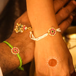 Load image into Gallery viewer, Kanmani Rakhi Lumba Set
