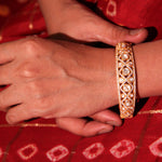 Load image into Gallery viewer, Vanhi Bracelet
