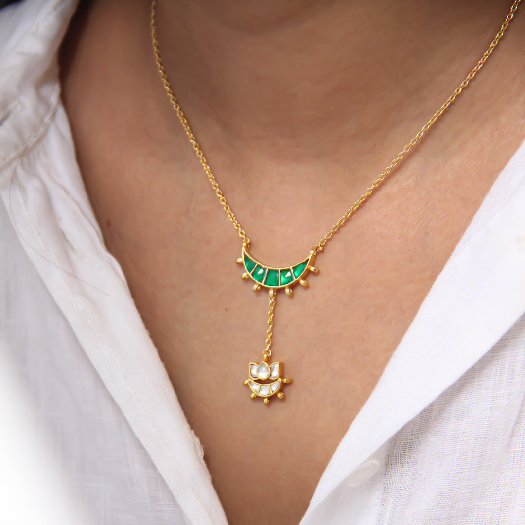 Chaand Tara Necklace