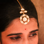Load image into Gallery viewer, Phool Bhanvar Maangtika
