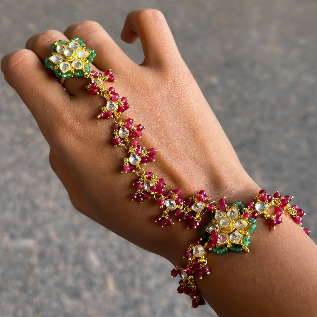 Vaasta HathPhool
