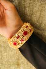 Load image into Gallery viewer, Abhigya Bangles

