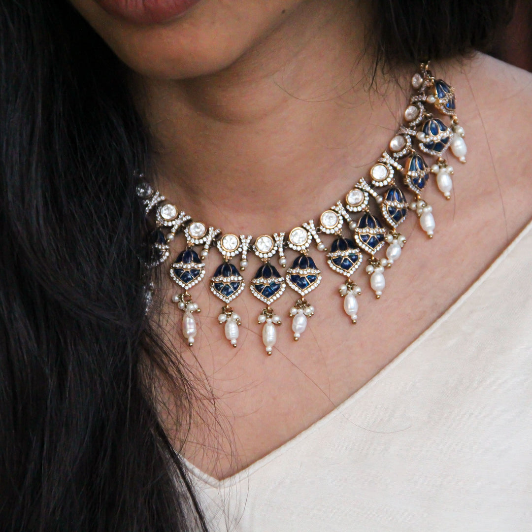 Vasu Necklace