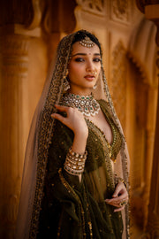 Kadambari Necklace Set