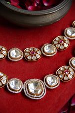 Load image into Gallery viewer, Domukhi Necklace
