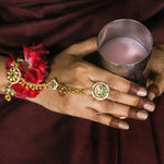 Load image into Gallery viewer, Veera Hathphool

