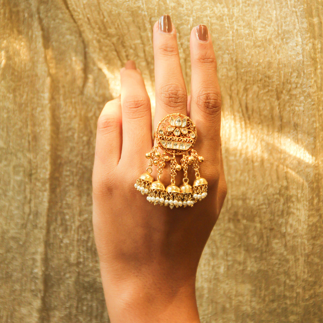 Farida Ring