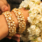 Load image into Gallery viewer, Chinmayi Bangles
