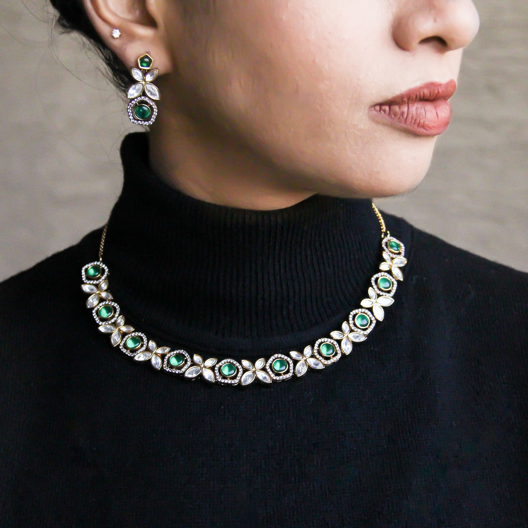 Vera Necklace