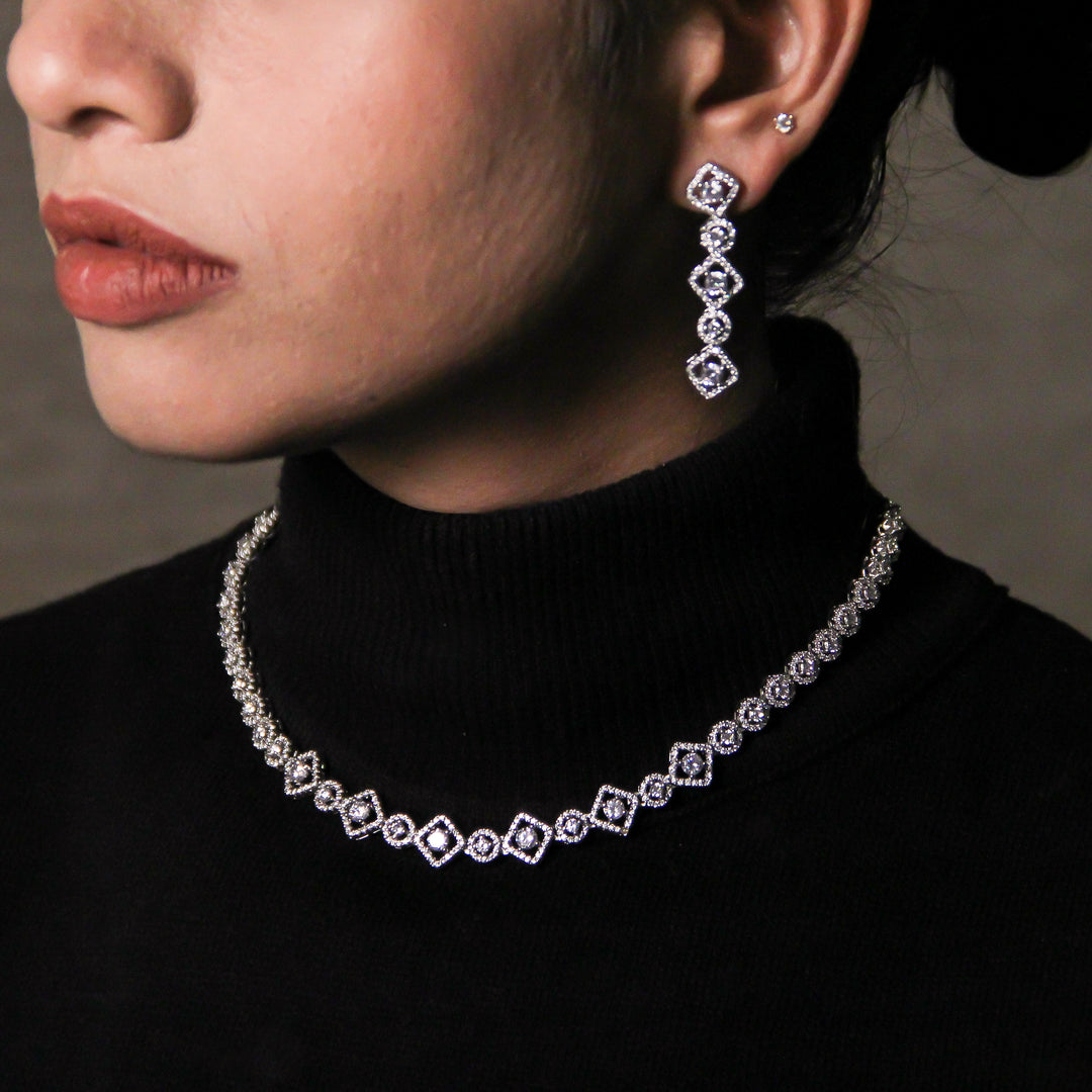 Elsa Necklace