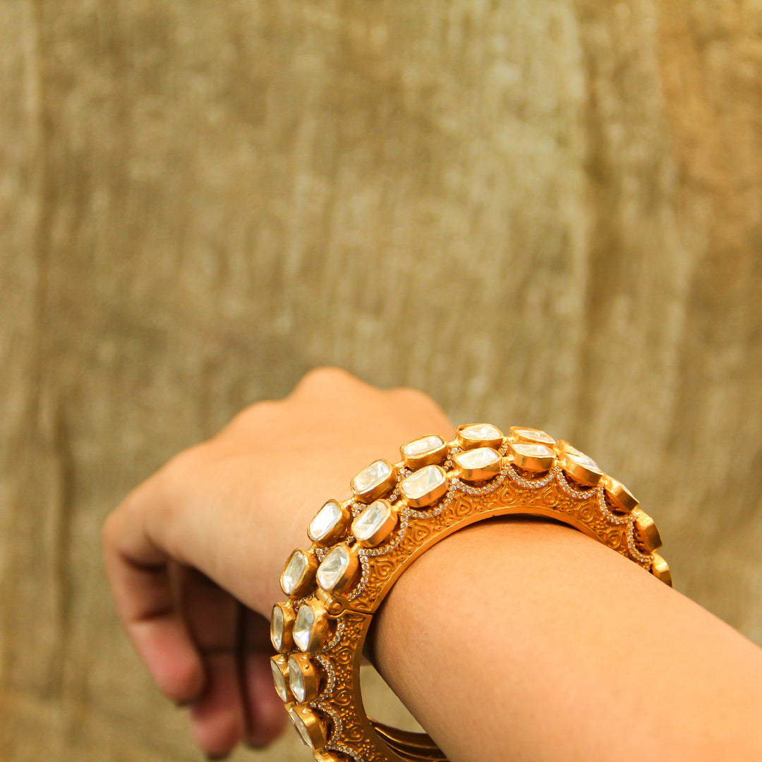 Nanda Bangles