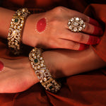 Load image into Gallery viewer, Vaijanti Kada
