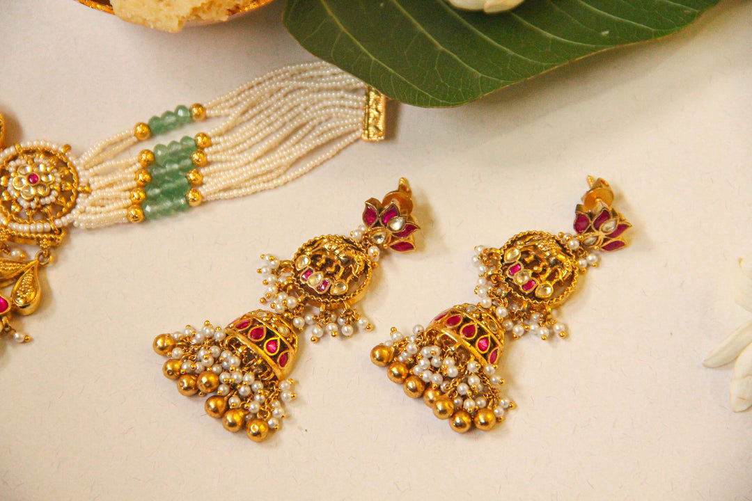 Keshavi Necklace
