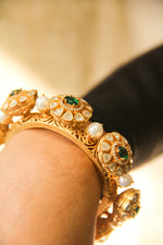Load image into Gallery viewer, Saubhadra Bangles
