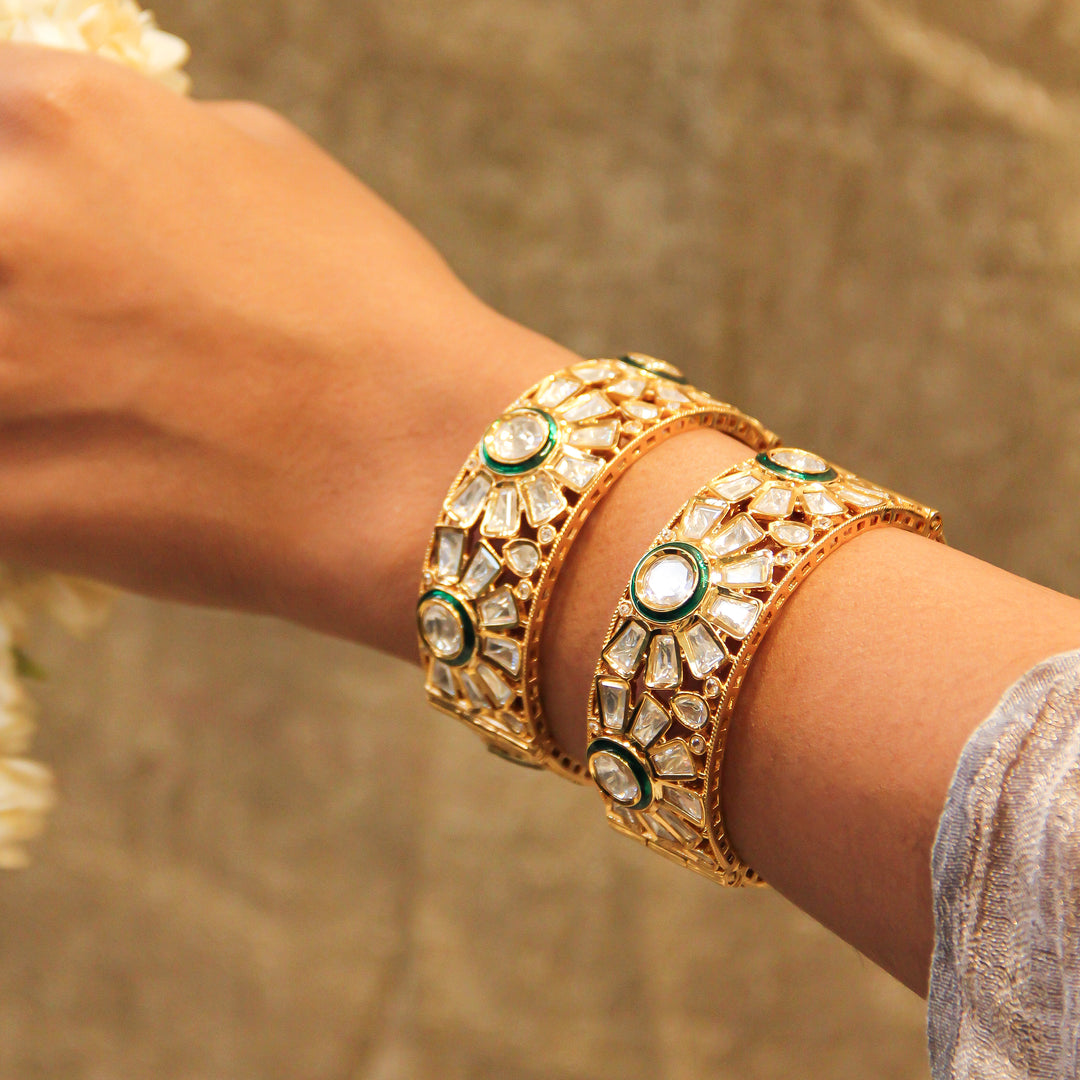 Anissa Bangles
