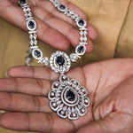 Load image into Gallery viewer, Iris necklace
