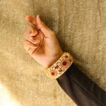 Load image into Gallery viewer, Abhigya Bangles
