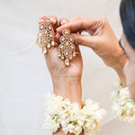 Load image into Gallery viewer, Surajmukhi Earrings
