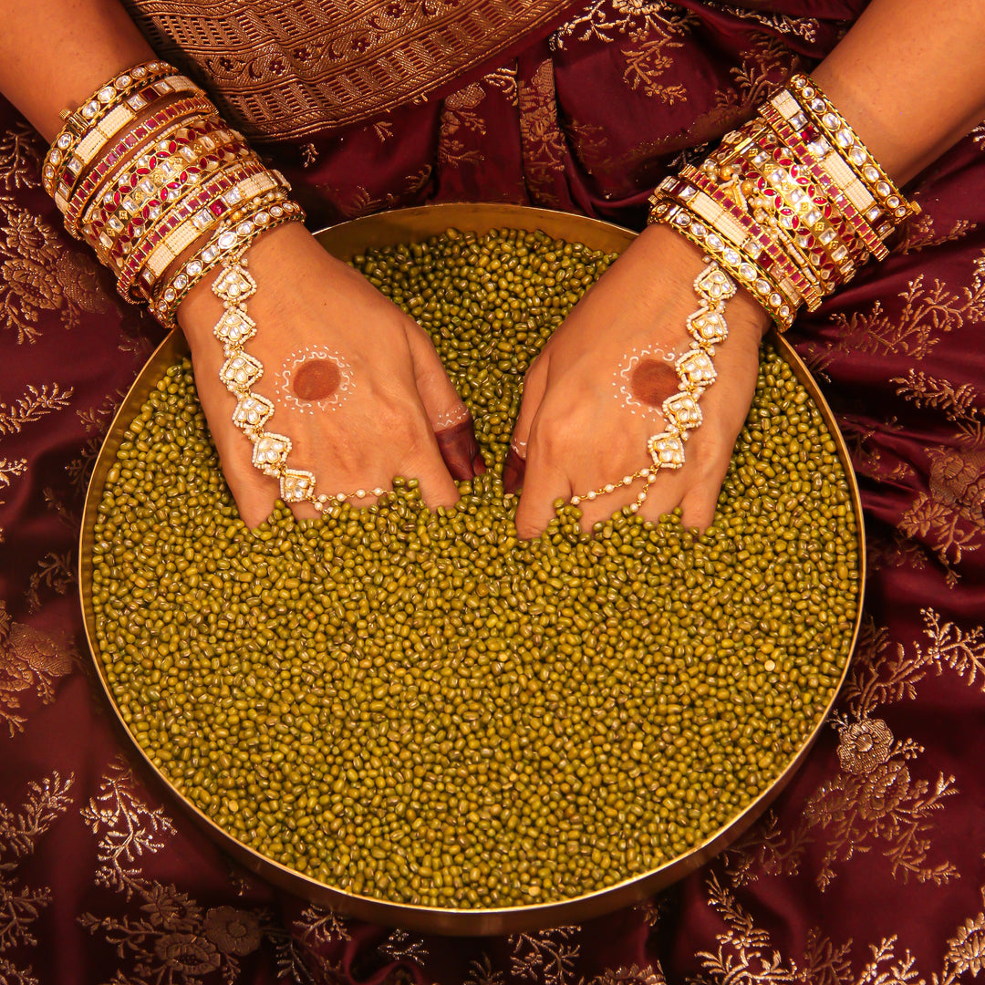 Vivita Chuda Set & Hathphool