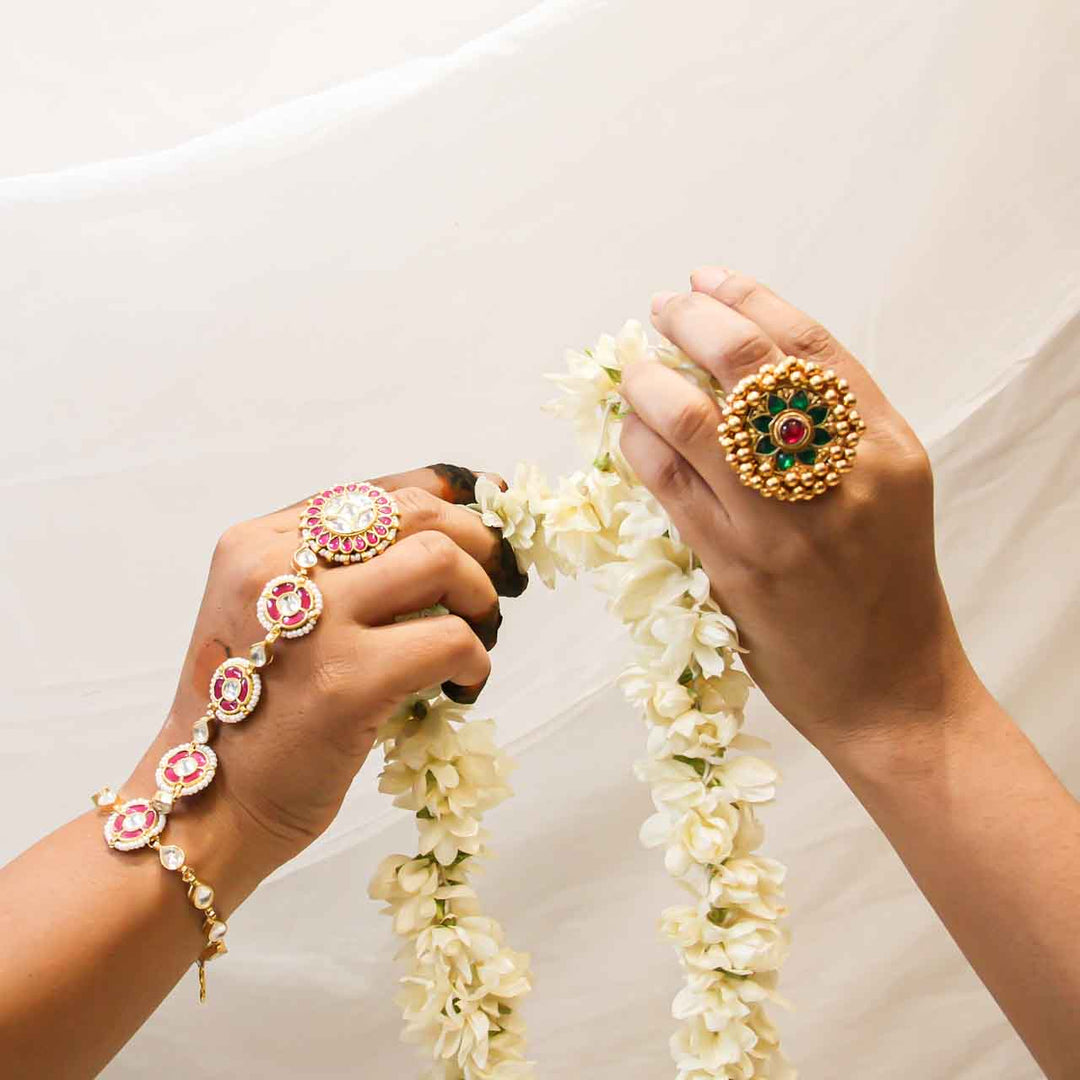Anviksha Ring and Hathphool