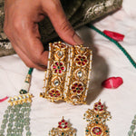 Load image into Gallery viewer, Bodhika Necklace Set
