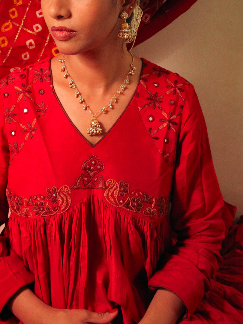 Maneeka Necklace
