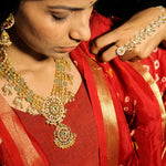 Load image into Gallery viewer, Surahi Necklace
