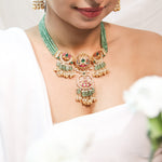 Load image into Gallery viewer, Carlene Necklace &amp; Maangtika
