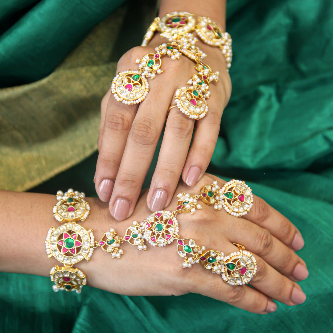 Ajara HathPhool