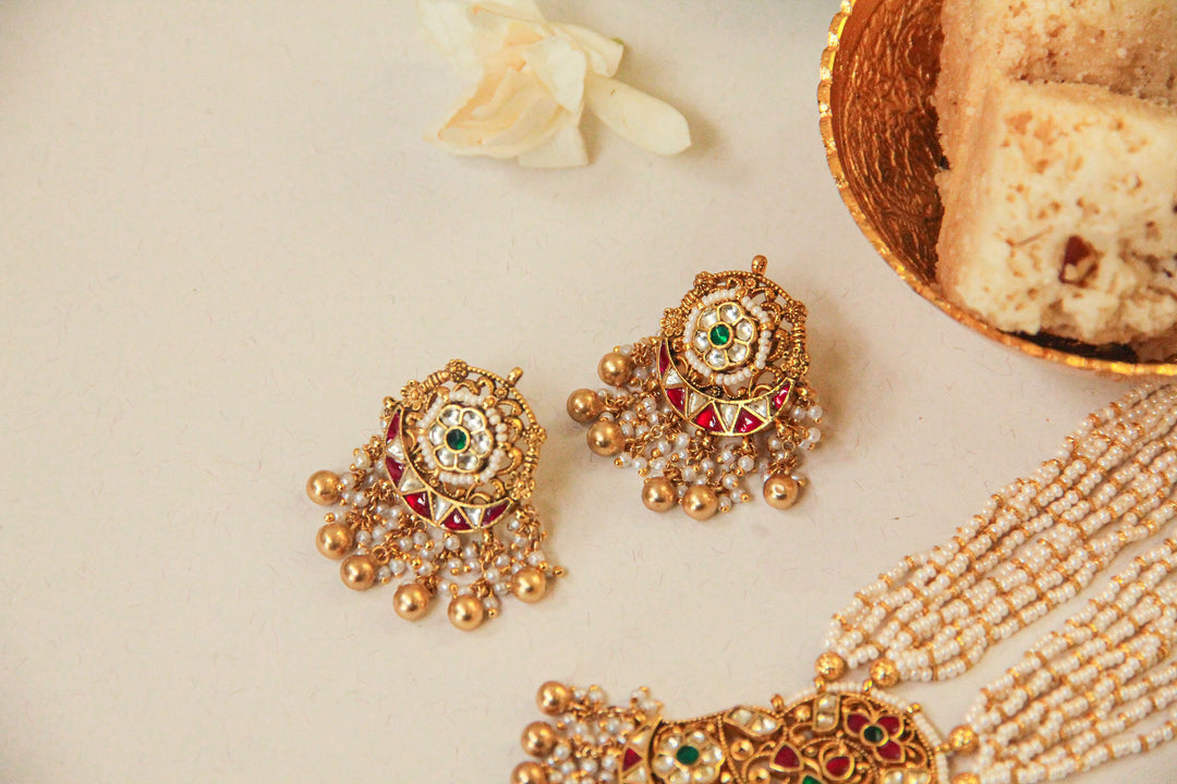 Charumati Necklace